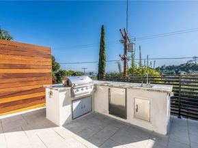 2648 Rutherford Dr, Los Angeles CA 90068