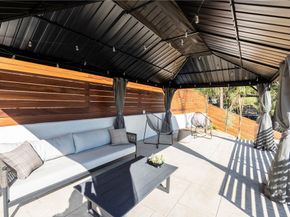 2648 Rutherford Dr, Los Angeles CA 90068