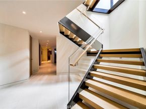 18 Lagunita Drive, Laguna Beach CA 92651