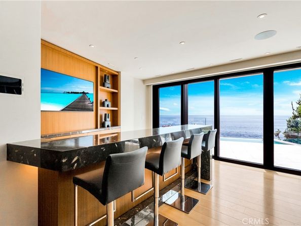 18 Lagunita Drive, Laguna Beach CA 92651