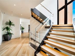 18 Lagunita Drive, Laguna Beach CA 92651