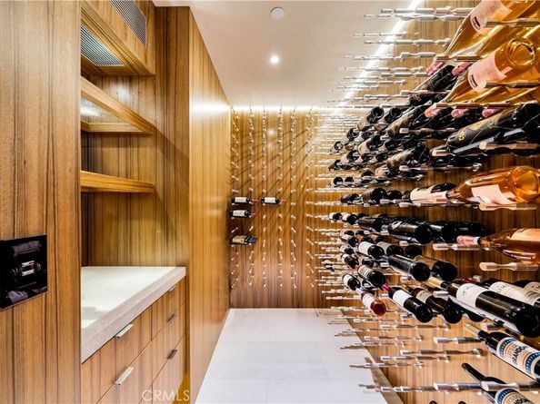 18 Lagunita Drive, Laguna Beach CA 92651