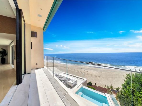 18 Lagunita Drive, Laguna Beach CA 92651