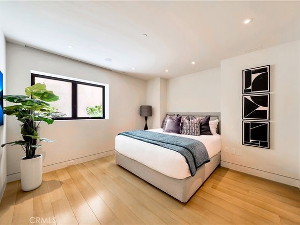 18 Lagunita Drive, Laguna Beach CA 92651