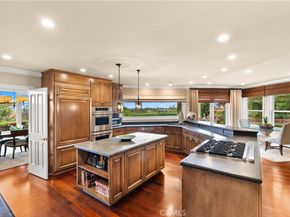 9 Rue Cannes, Newport Beach CA 92660