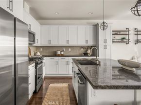 4750 Holly Avenue, Long Beach CA 90805