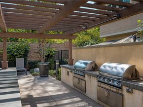 4750 Holly Avenue, Long Beach CA 90805