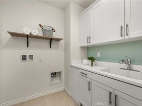 4750 Holly Avenue, Long Beach CA 90805