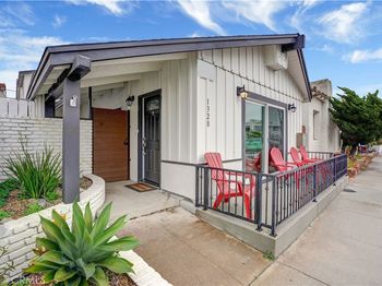1320 W Balboa Boulevard