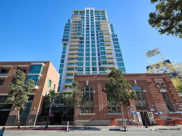325 7th 1501, San Diego CA 92101