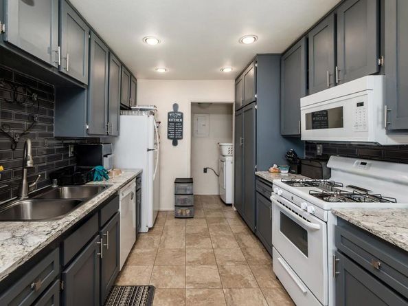 4241 Mesa Vista Way 4, Oceanside CA 92057