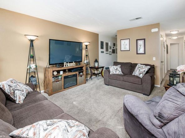 4241 Mesa Vista Way 4, Oceanside CA 92057
