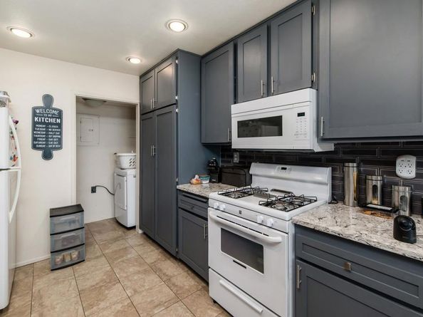4241 Mesa Vista Way 4, Oceanside CA 92057