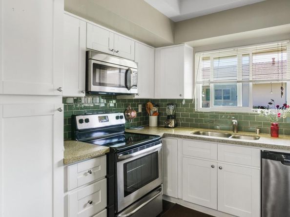 3685 Vista Campana N 16, Oceanside CA 92057