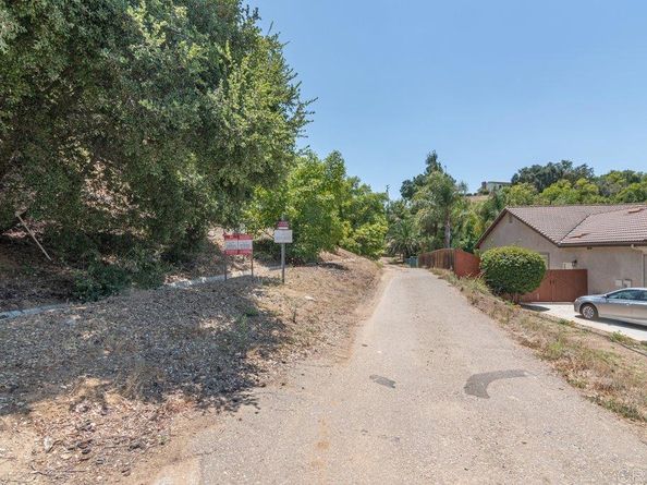 3137 E Valley Parkway, Escondido CA 92027