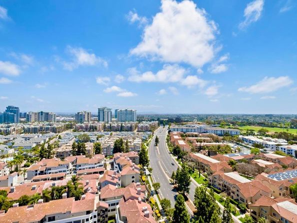 3890 Nobel Drive 1706, San Diego CA 92122
