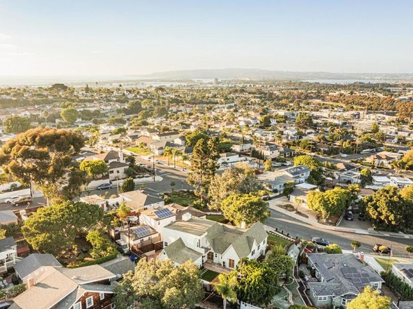 3951 Atascadero Drive, San Diego CA 92107