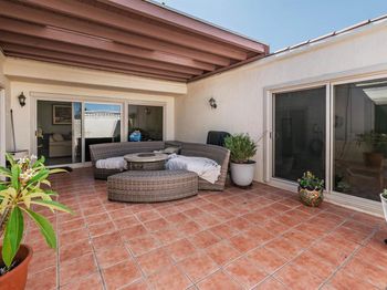 3621 Vista Campana S