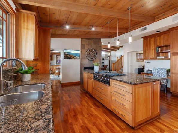 2195 Basswood Avenue, Carlsbad CA 92008