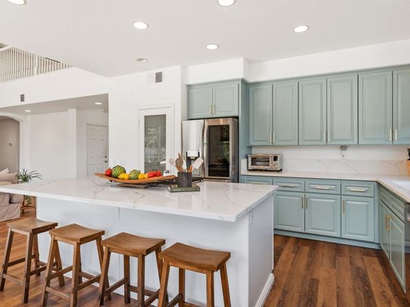 2034 Ridgecrest Place, Escondido CA 92029