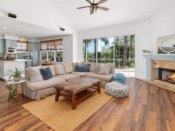 2034 Ridgecrest Place, Escondido CA 92029