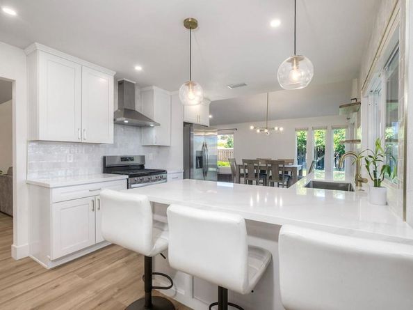 16955 Vinaruz Place, San Diego CA 92128