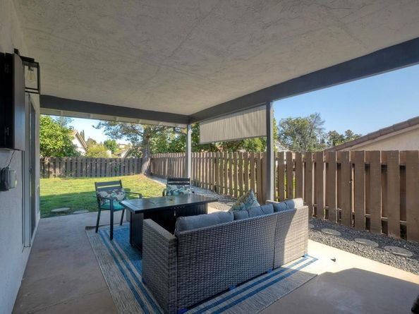 16955 Vinaruz Place, San Diego CA 92128
