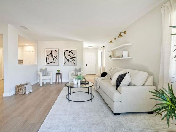 3115 Avenida Topanga, Carlsbad CA 92009