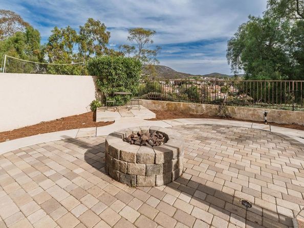 507 Avenida Blanco, San Marcos CA 92069