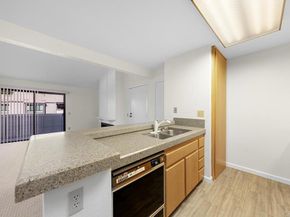 9130 Gramercy Dr 403, San Diego CA 92123