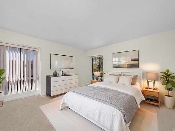 9130 Gramercy Dr 403, San Diego CA 92123