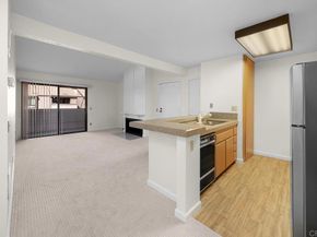 9130 Gramercy Dr 403, San Diego CA 92123