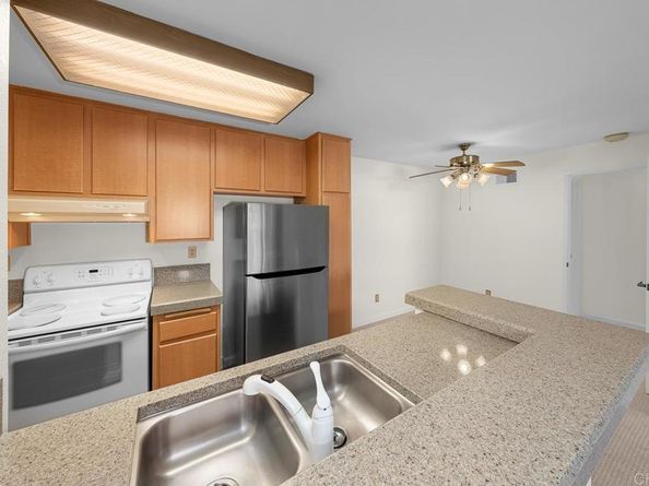 9130 Gramercy Dr 403, San Diego CA 92123