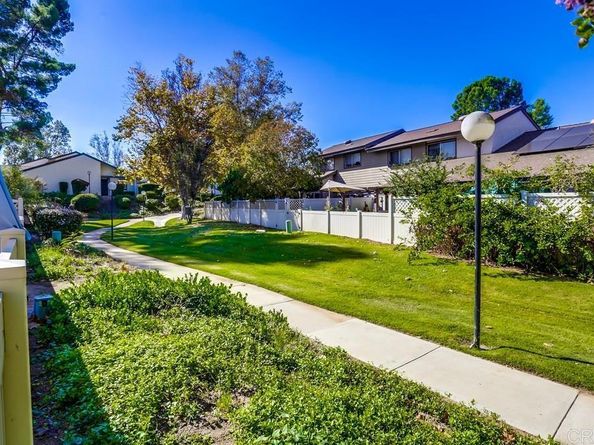 228 Crestview Glen, Escondido CA 92026