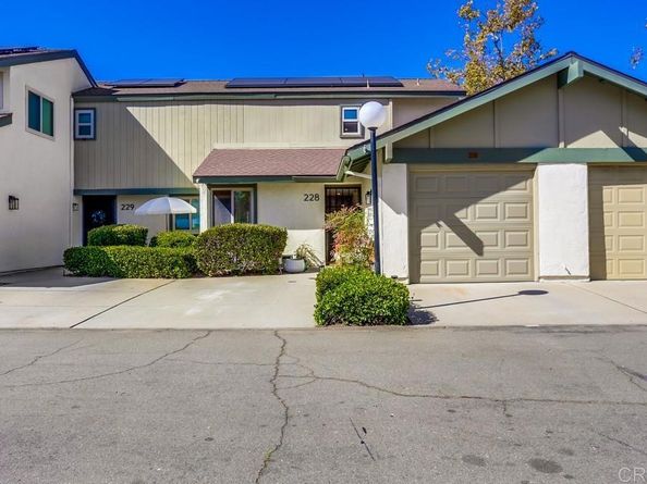 228 Crestview Glen, Escondido CA 92026