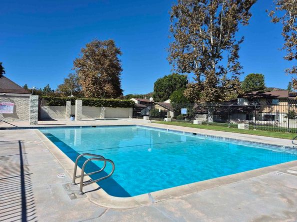 228 Crestview Glen, Escondido CA 92026