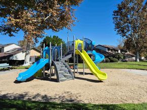 228 Crestview Glen, Escondido CA 92026