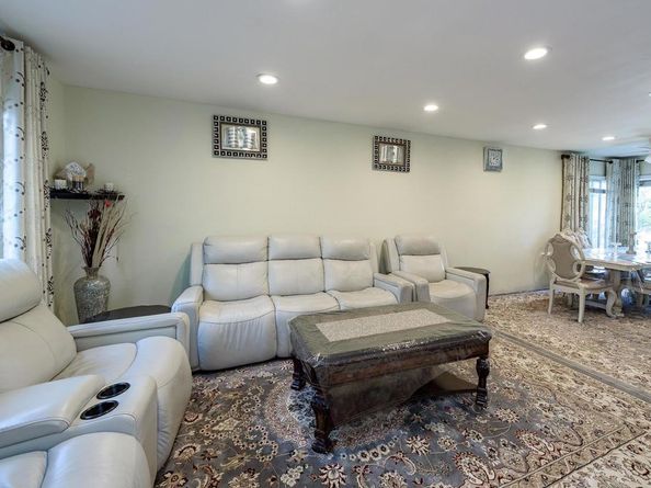 9378 Twin Mountain Circle, Mira Mesa CA 92126