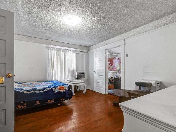 226 S Rampart Boulevard, Los Angeles CA 90057