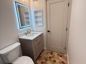 10296 Baroness Avenue, San Diego CA 92126