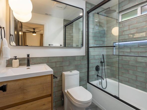 1711 Grandview Street, Oceanside CA 92054