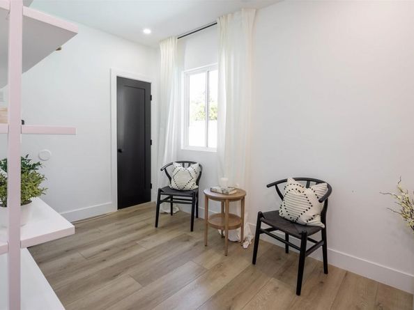 1711 Grandview Street, Oceanside CA 92054