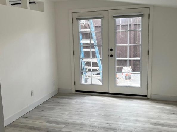 697 Ocean View Avenue, Encinitas CA 92024