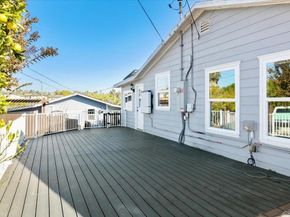 697 Ocean View Avenue, Encinitas CA 92024