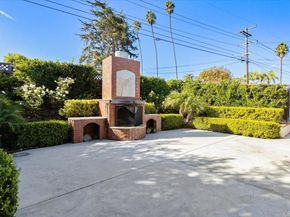 697 Ocean View Avenue, Encinitas CA 92024