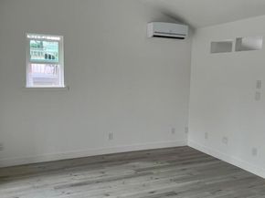 697 Ocean View Avenue, Encinitas CA 92024