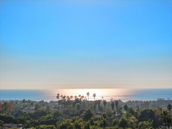 697 Ocean View Avenue, Encinitas CA 92024