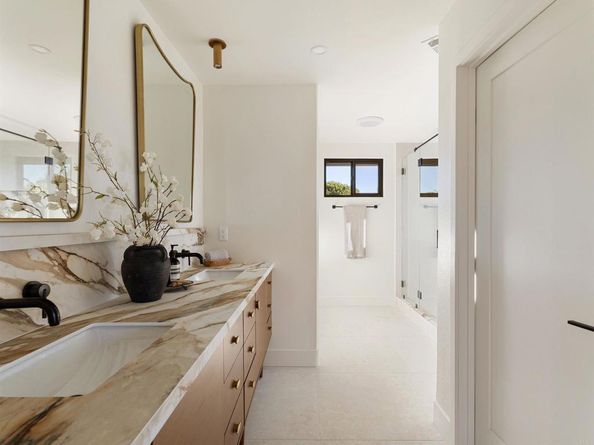 3010 Cadencia Street, Carlsbad CA 92009