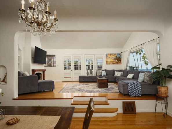 1303 15 Cave Street, La Jolla CA 92037