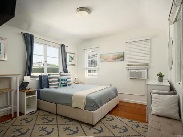 1303 15 Cave Street, La Jolla CA 92037